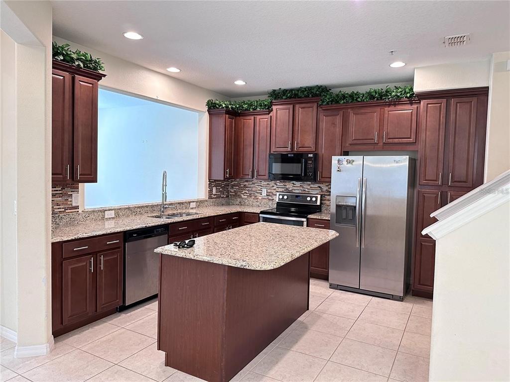 4870 Matteo Trail Orlando, FL 32839 - Photo 4 of 21