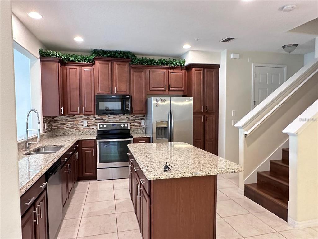 4870 Matteo Trail Orlando, FL 32839 - Photo 5 of 21