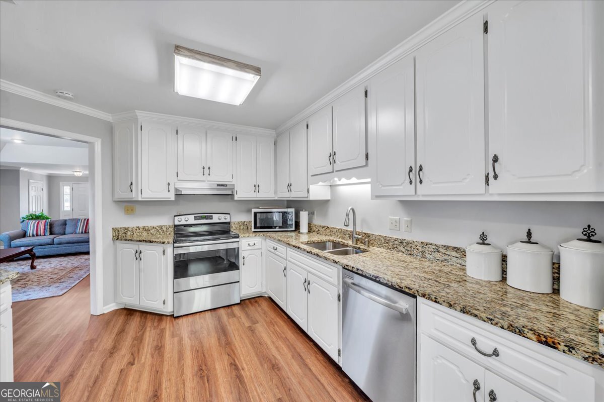 112 Oak Pointe Circle Dublin, GA 31021 - Photo 14 of 37