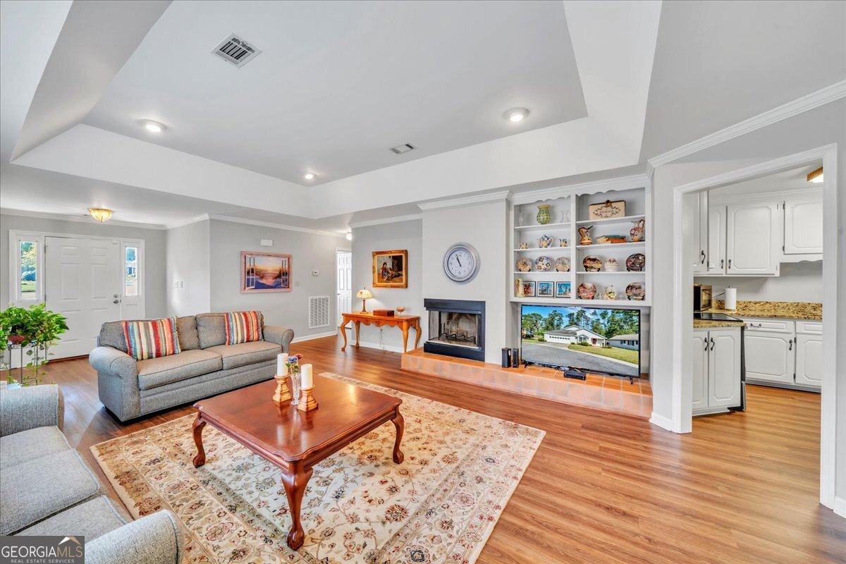 112 Oak Pointe Circle Dublin, GA 31021 - Photo 10 of 37