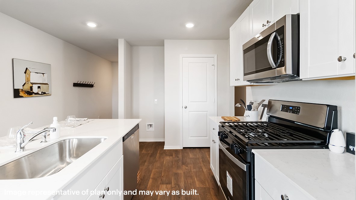 109 Wyatt Way Jarrell, TX 76537 - Photo 4 of 21