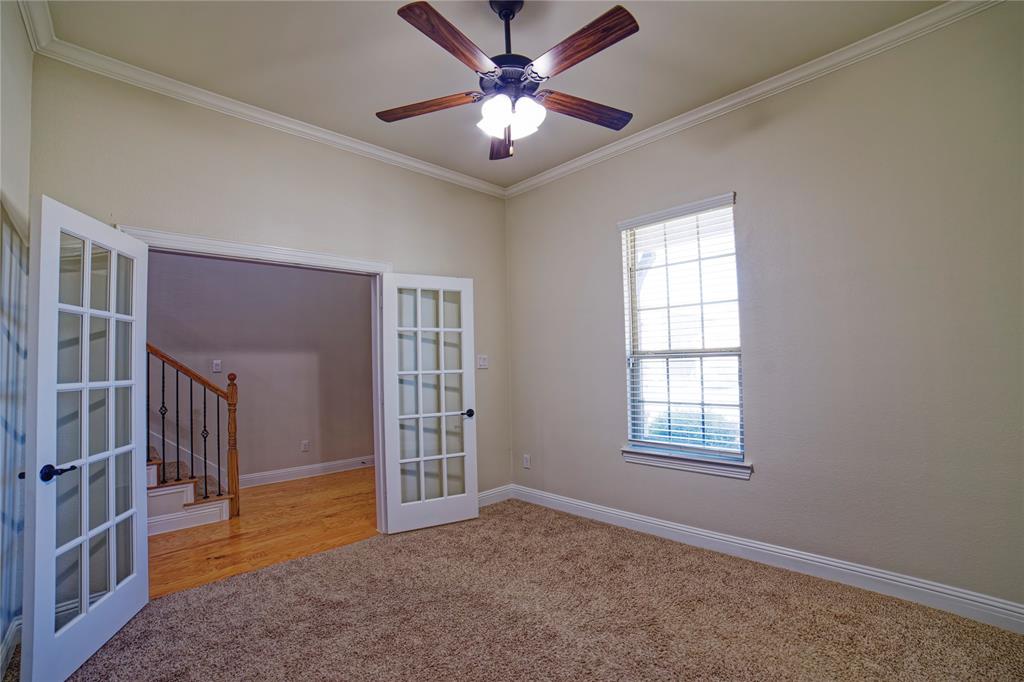 10929 Calvert Place McKinney, TX 75071 - Photo 12 of 39
