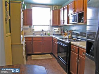 139 St Laurence Road Upper Darby, PA 19082 - Photo 4 of 12 Kitchen