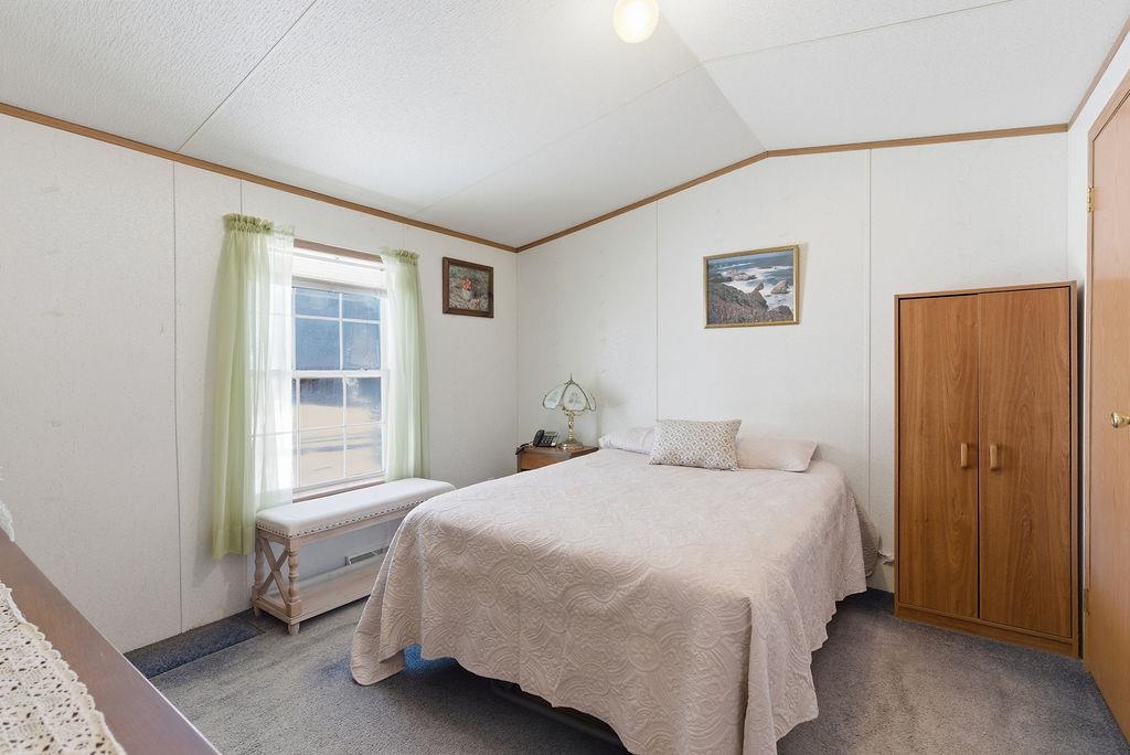 732 Concord Stage Road, Unit 5 Weare, NH 03281 - Photo 15 of 27