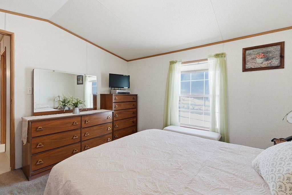 732 Concord Stage Road, Unit 5 Weare, NH 03281 - Photo 16 of 27