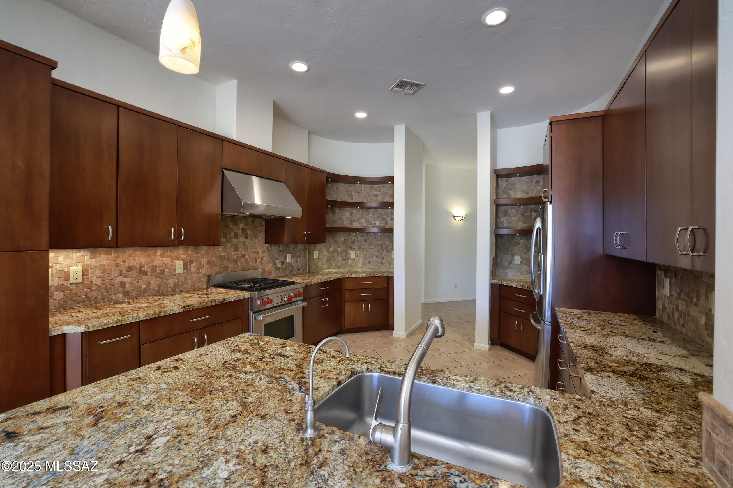 12510 North Piping Rock Road Tucson, AZ 85755 - Photo 13 of 47