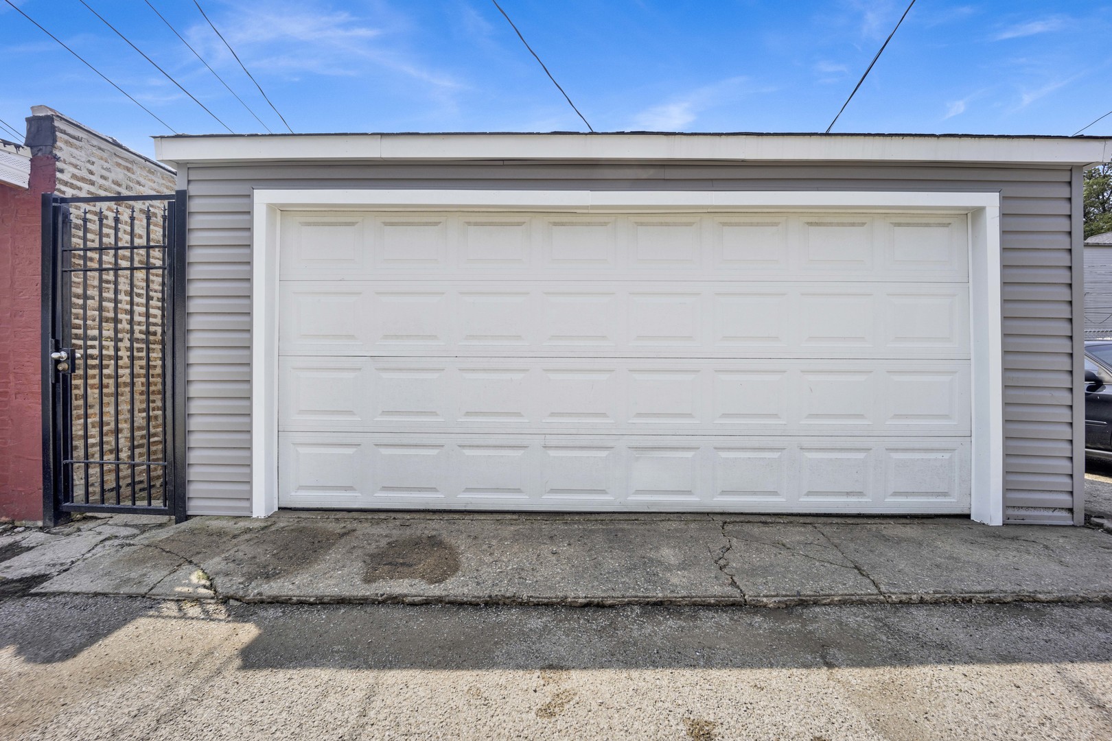 3326 West Crystal Street Chicago, IL 60651 - Photo 14 of 16 a view of wooden door