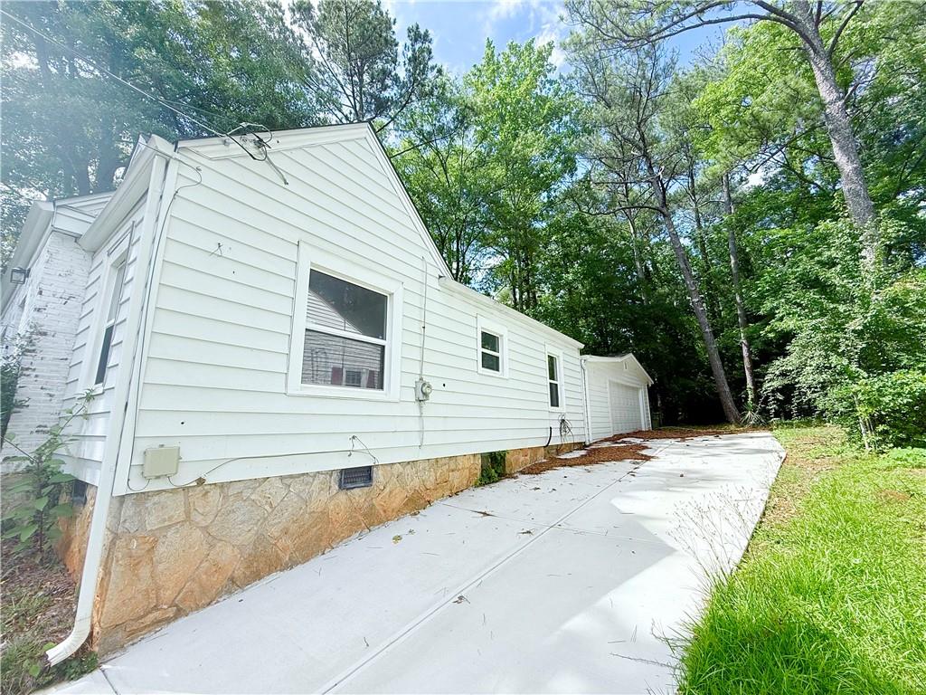 1679 Altadena Place Southwest Atlanta, GA 30311 - Photo 10 of 10 a view of a backyard of the house