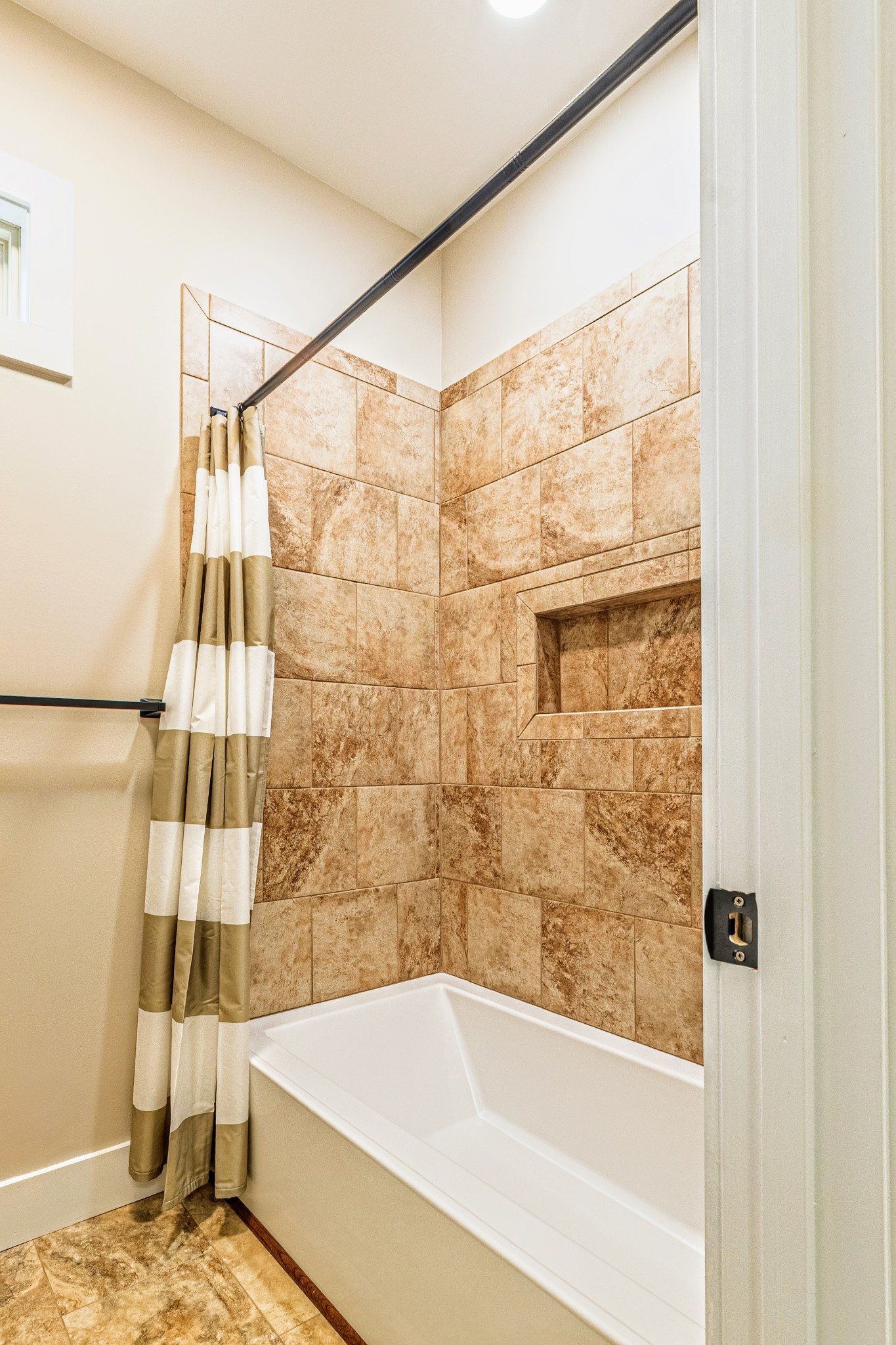 1875 Rocky Hollow Road Erin, TN 37061 - Photo 15 of 31 a bathroom with a bathtub and shower