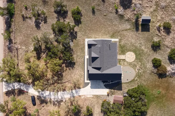 $850,000 | 300 County Road 220, Florence, TX 76527
