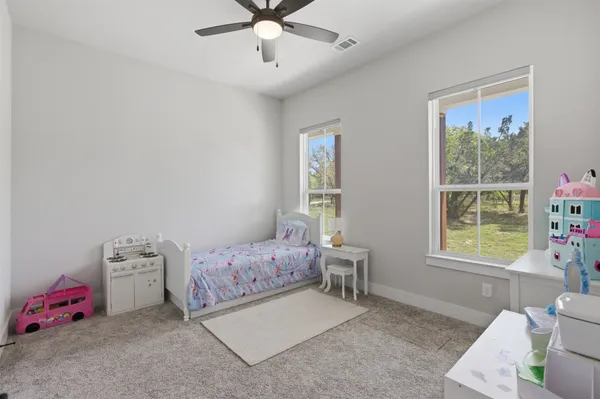 $850,000 | 300 County Road 220, Florence, TX 76527