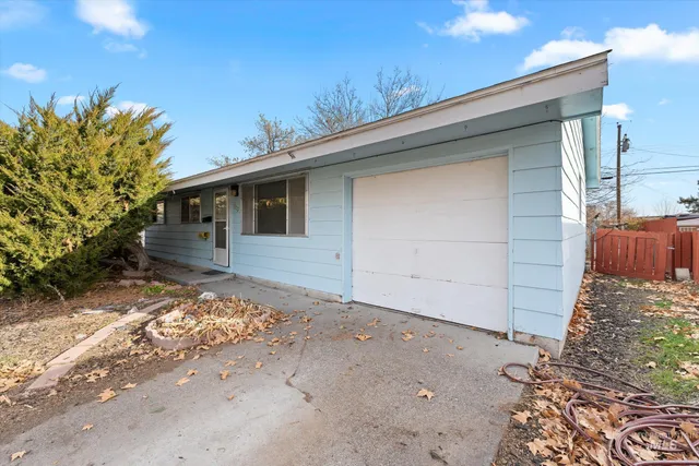 $240,000 | 775 South 13th E Street, Mountain Home, ID 83647