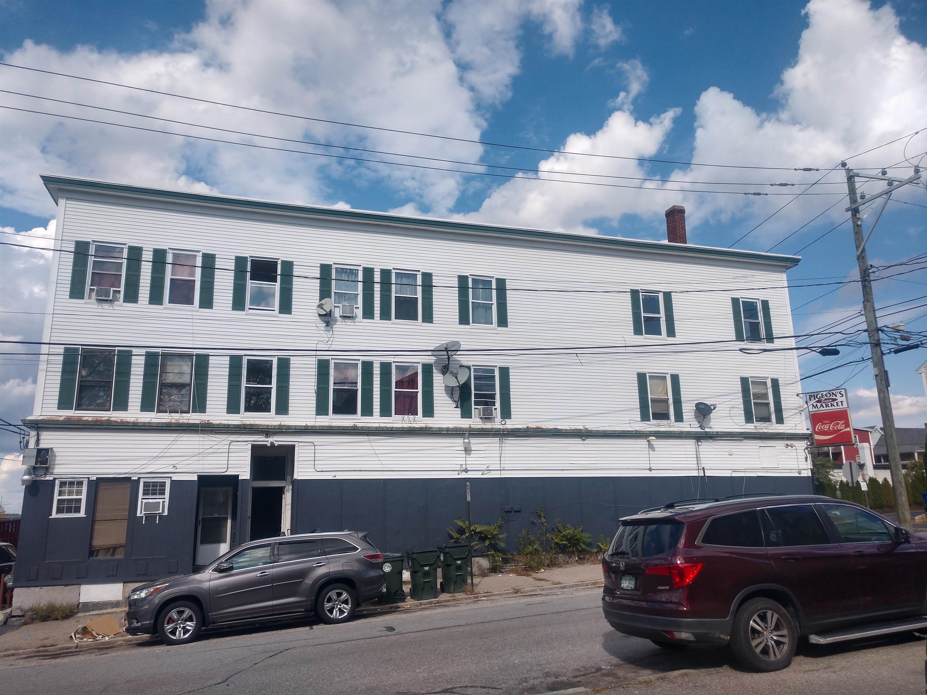 168 Wilson Street Manchester, NH 03103 - Photo 3 of 23