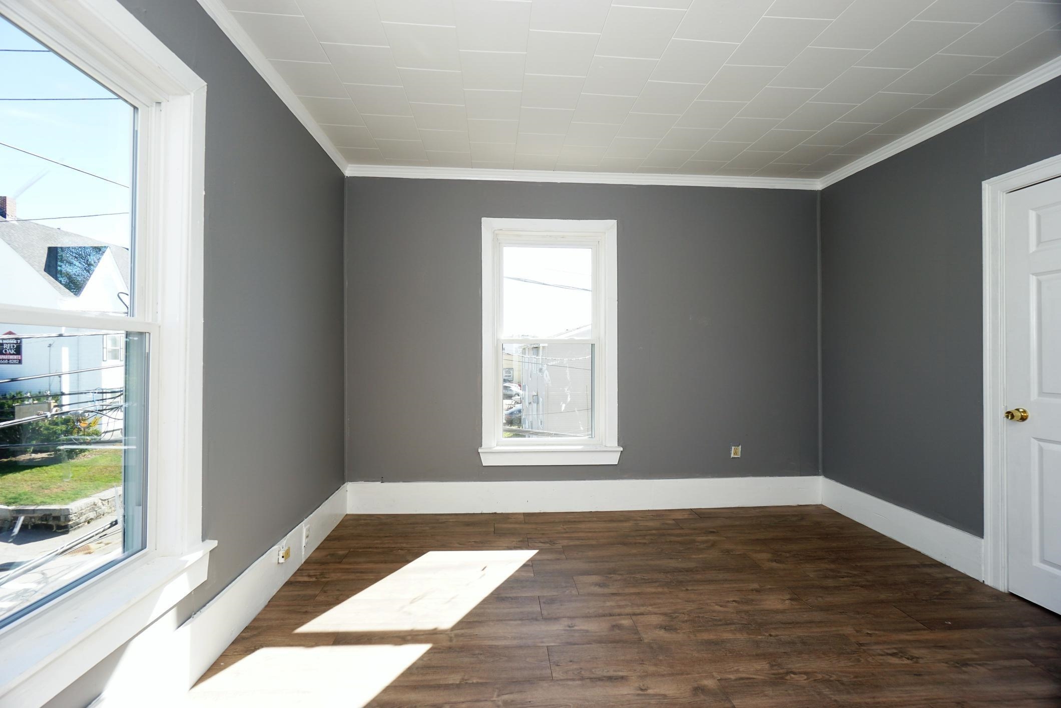168 Wilson Street Manchester, NH 03103 - Photo 5 of 23
