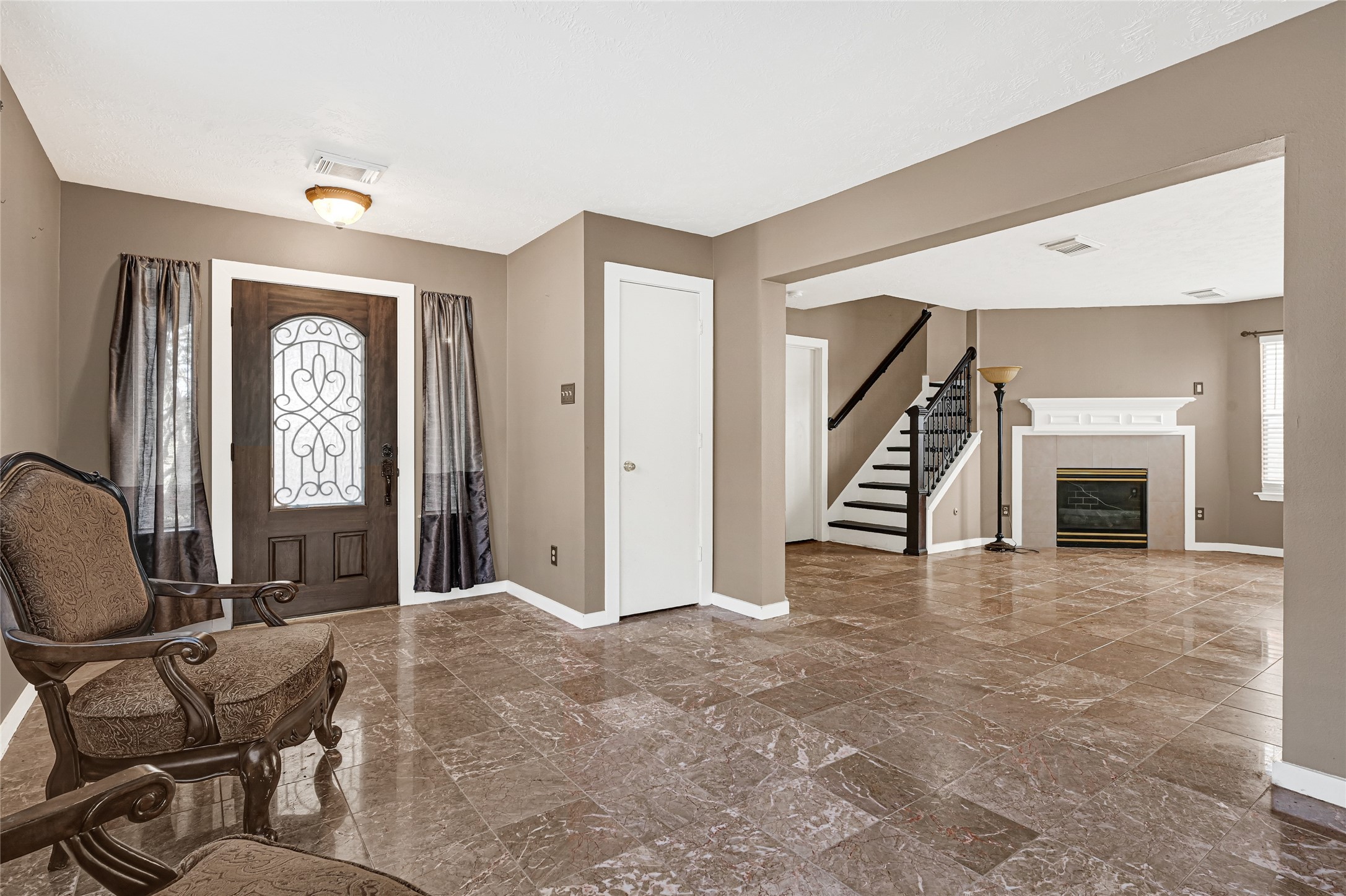 1031 Deerpass Drive Channelview, TX 77530 - Photo 5 of 26