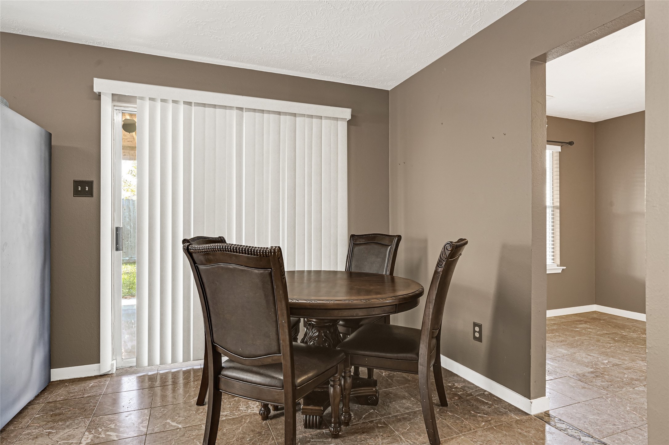 1031 Deerpass Drive Channelview, TX 77530 - Photo 8 of 26