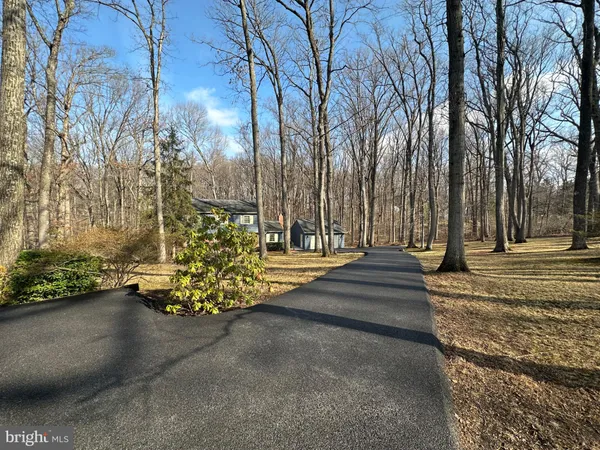 $695,000 | 13008 Dulaney Valley Road, Glen Arm, MD 21057