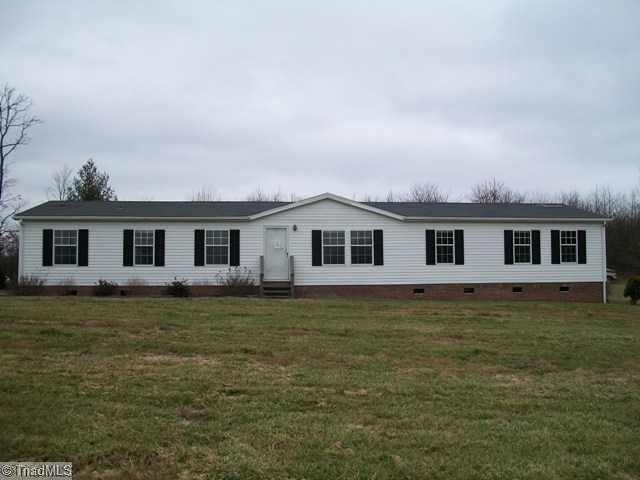 173 Saddle Vw Road Ennice, NC 28623 - Photo 1 of 5 Exterior Front.