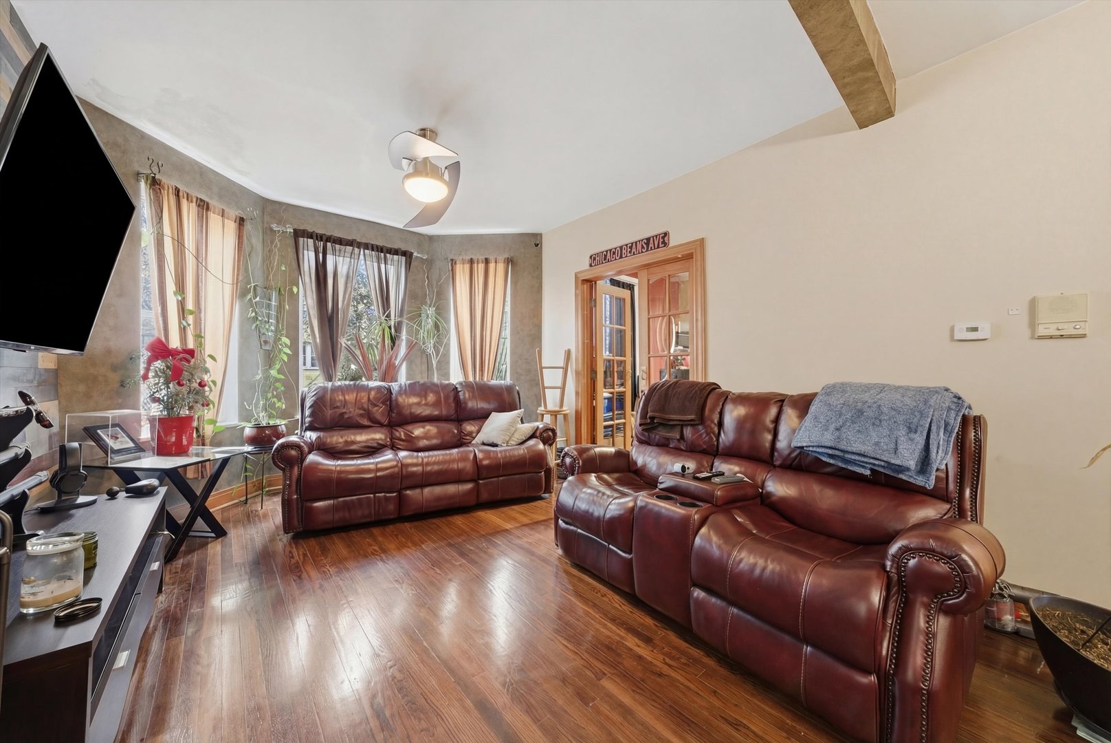 3975 West Barry Avenue Chicago, IL 60618 - Photo 21 of 52