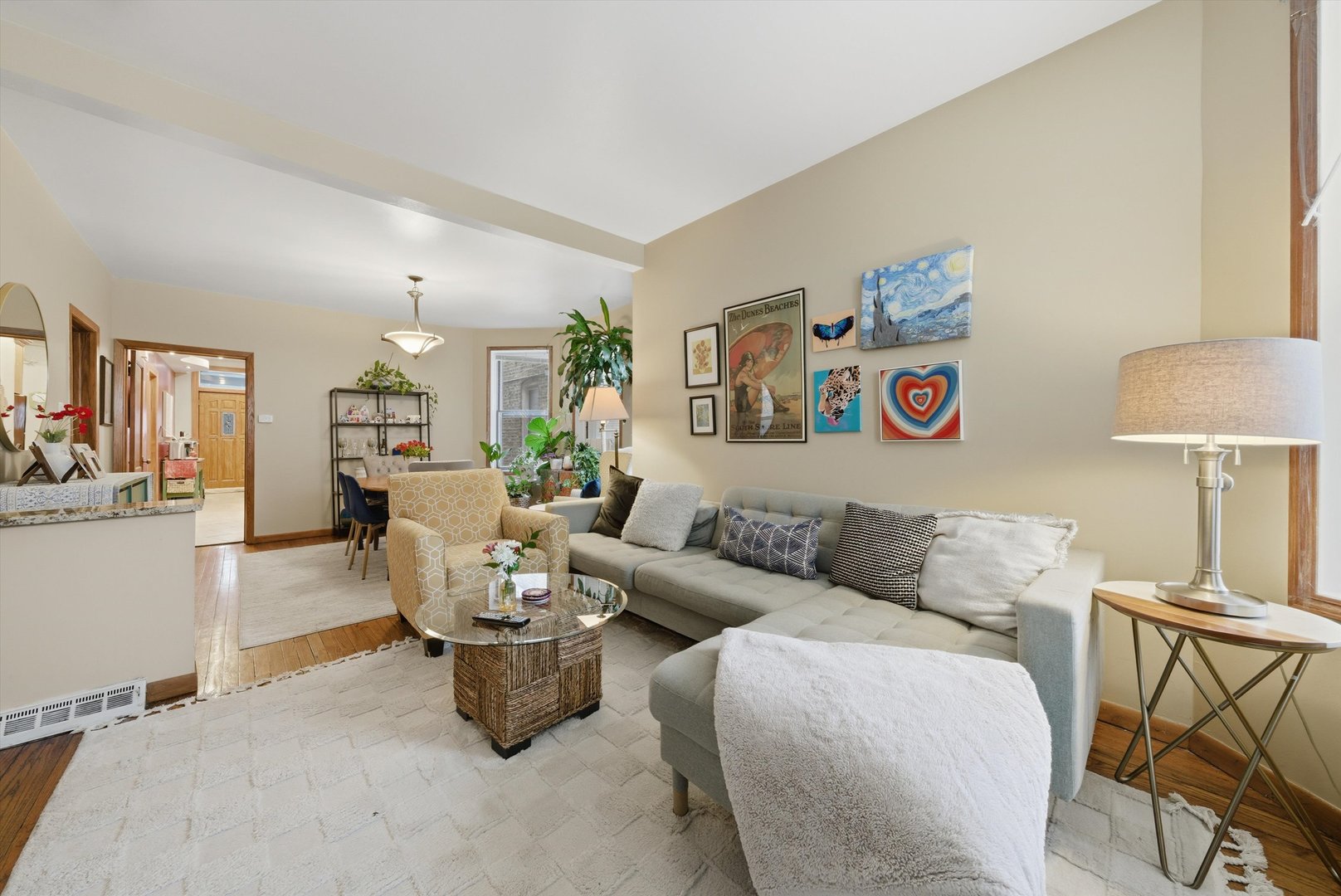 3975 West Barry Avenue Chicago, IL 60618 - Photo 6 of 52