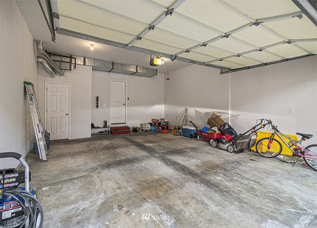 910 South 48th Street Renton, WA 98055 - Photo 29 of 30 a view of a room with gym equipment