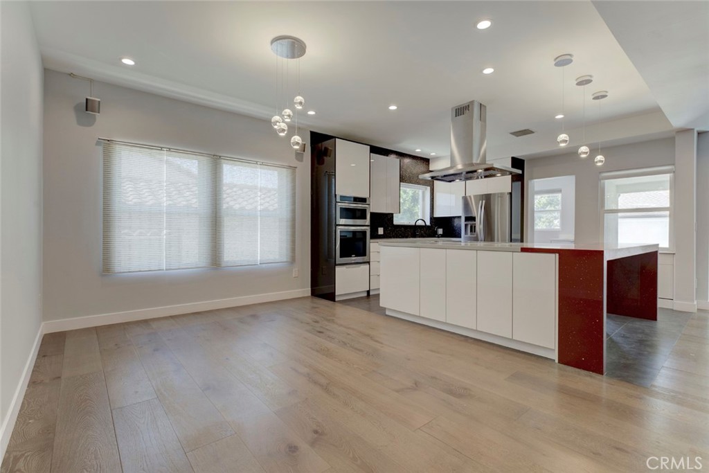 523 East Fairmount Road Burbank, CA 91501 - Photo 12 of 78
