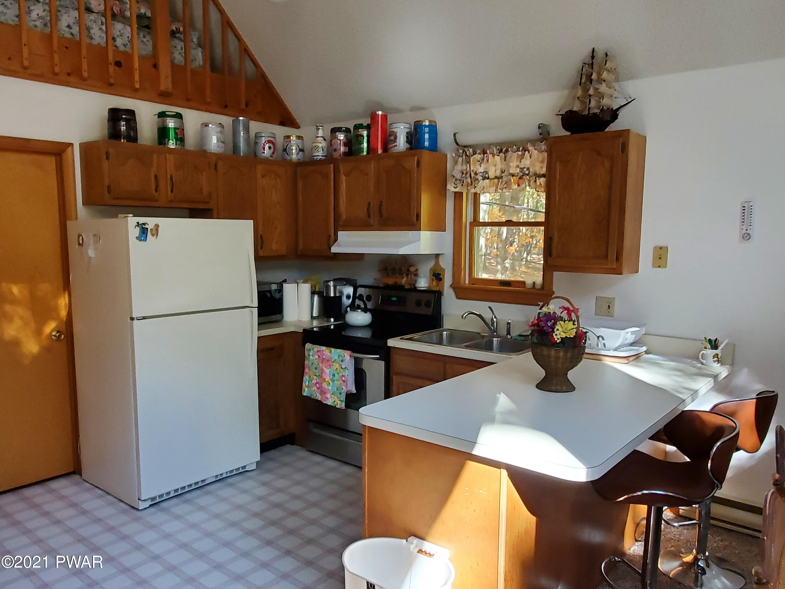 189 Forest Ridge Drive Hawley, PA 18428 - Photo 15 of 84 Kitchen