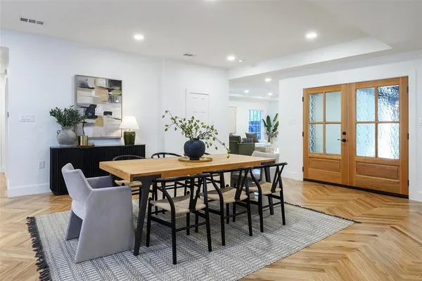 $2,250,000 | 6021 Northwood Road, Dallas, TX 75225