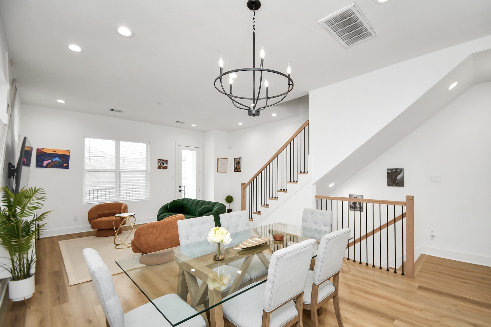 2015 Cochran Street Houston, TX 77009 - Photo 7 of 38