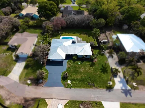 $749,000 | 2497 Northwest South Manor Avenue, Stuart, FL 34994