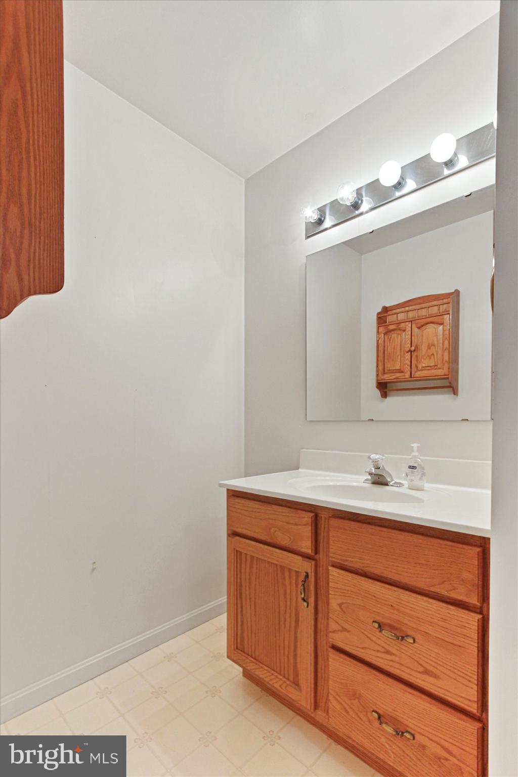 3039 Lakefield Road, Unit 3039 York, PA 17402 - Photo 16 of 30 Gallery Image 16