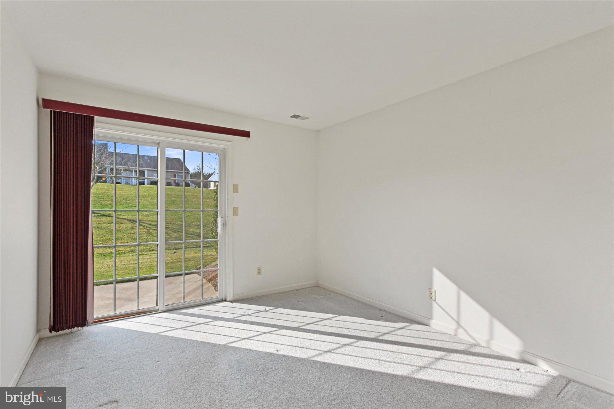 3039 Lakefield Road, Unit 3039 York, PA 17402 - Photo 19 of 30 Gallery Image 19