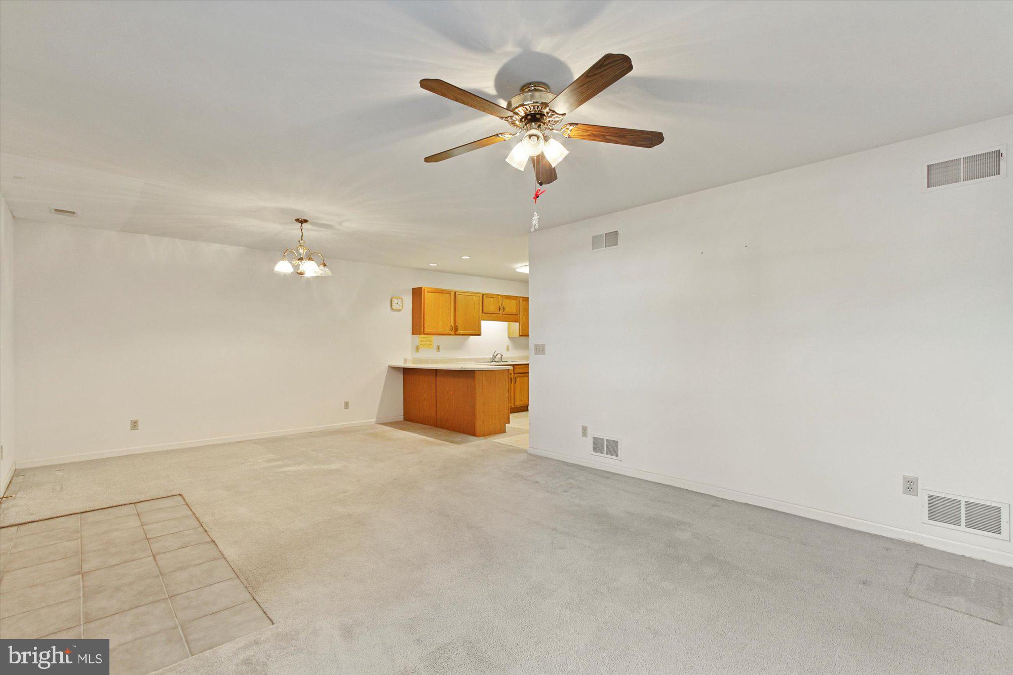 3039 Lakefield Road, Unit 3039 York, PA 17402 - Photo 4 of 30 Gallery Image 4