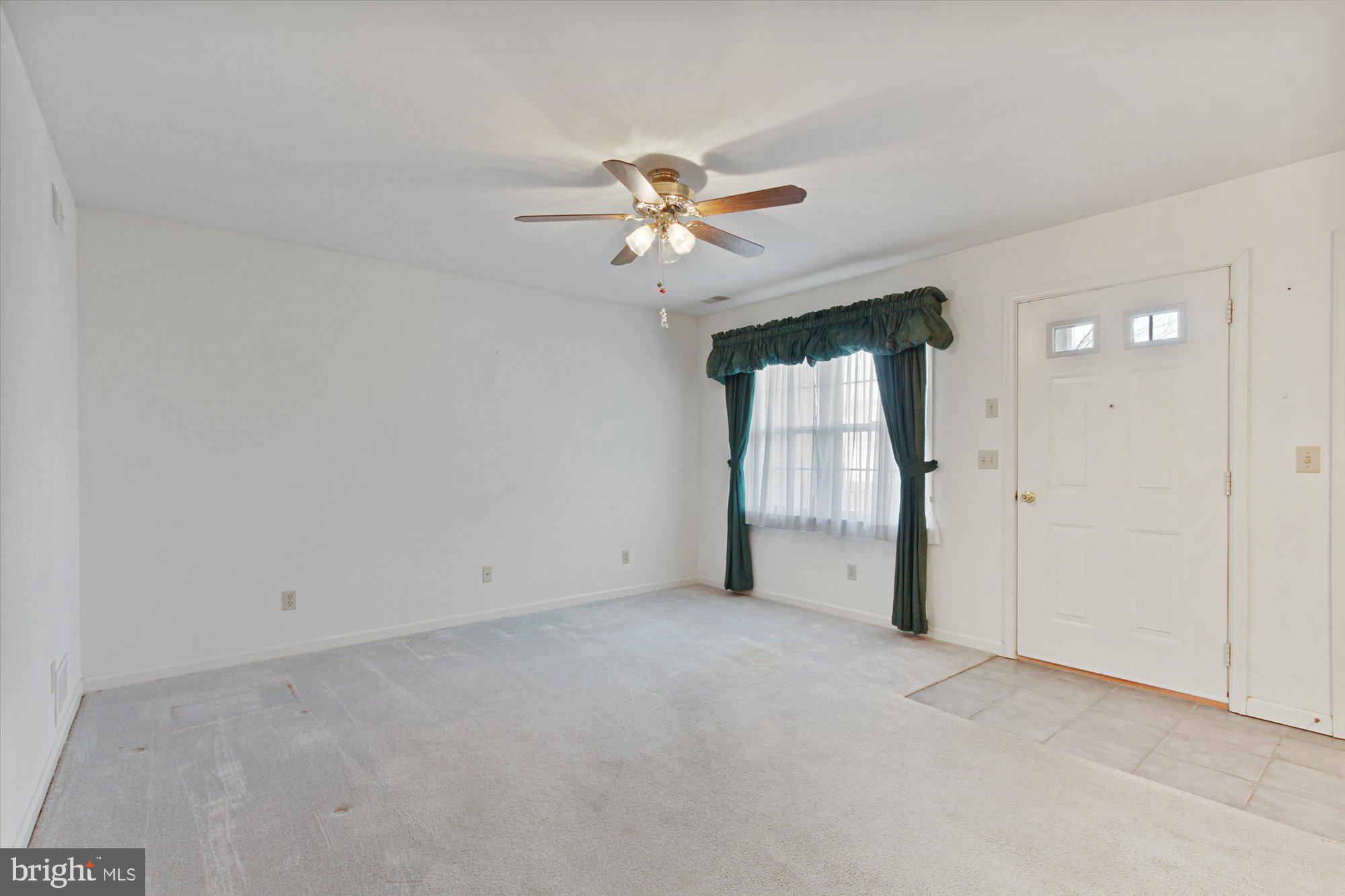 3039 Lakefield Road, Unit 3039 York, PA 17402 - Photo 5 of 30 Gallery Image 5