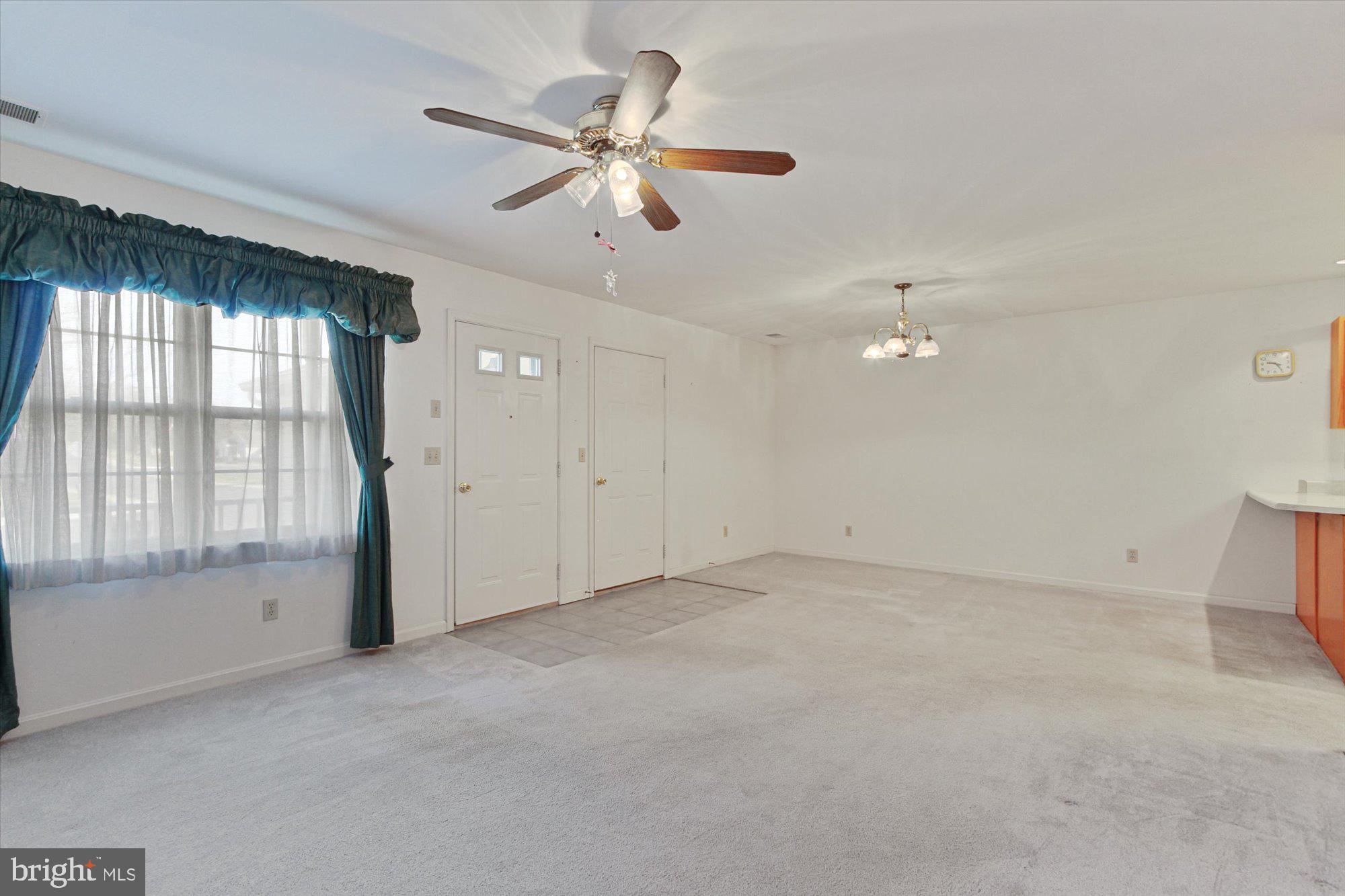 3039 Lakefield Road, Unit 3039 York, PA 17402 - Photo 6 of 30 Gallery Image 6