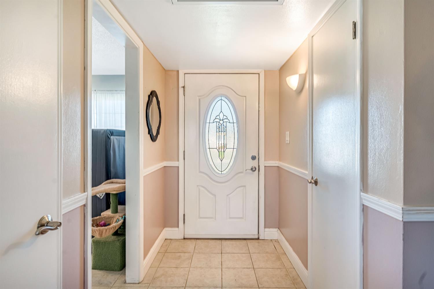 524 Rall Avenue Clovis, CA 93612 - Photo 6 of 30 Gallery Image 6