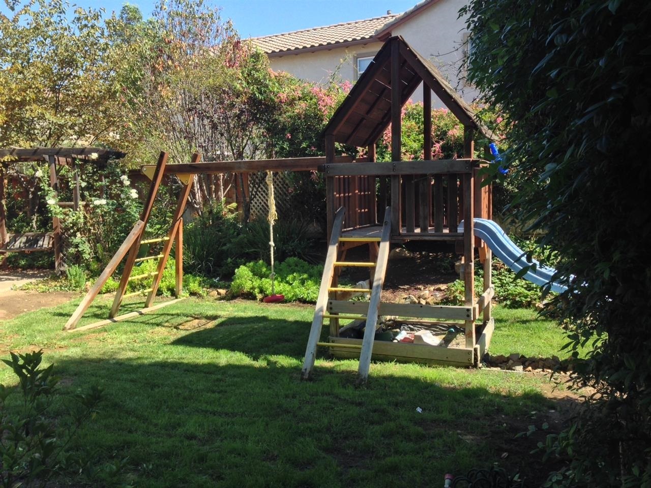 864 Summer Moon Road San Marcos, CA 92078 - Photo 12 of 14
