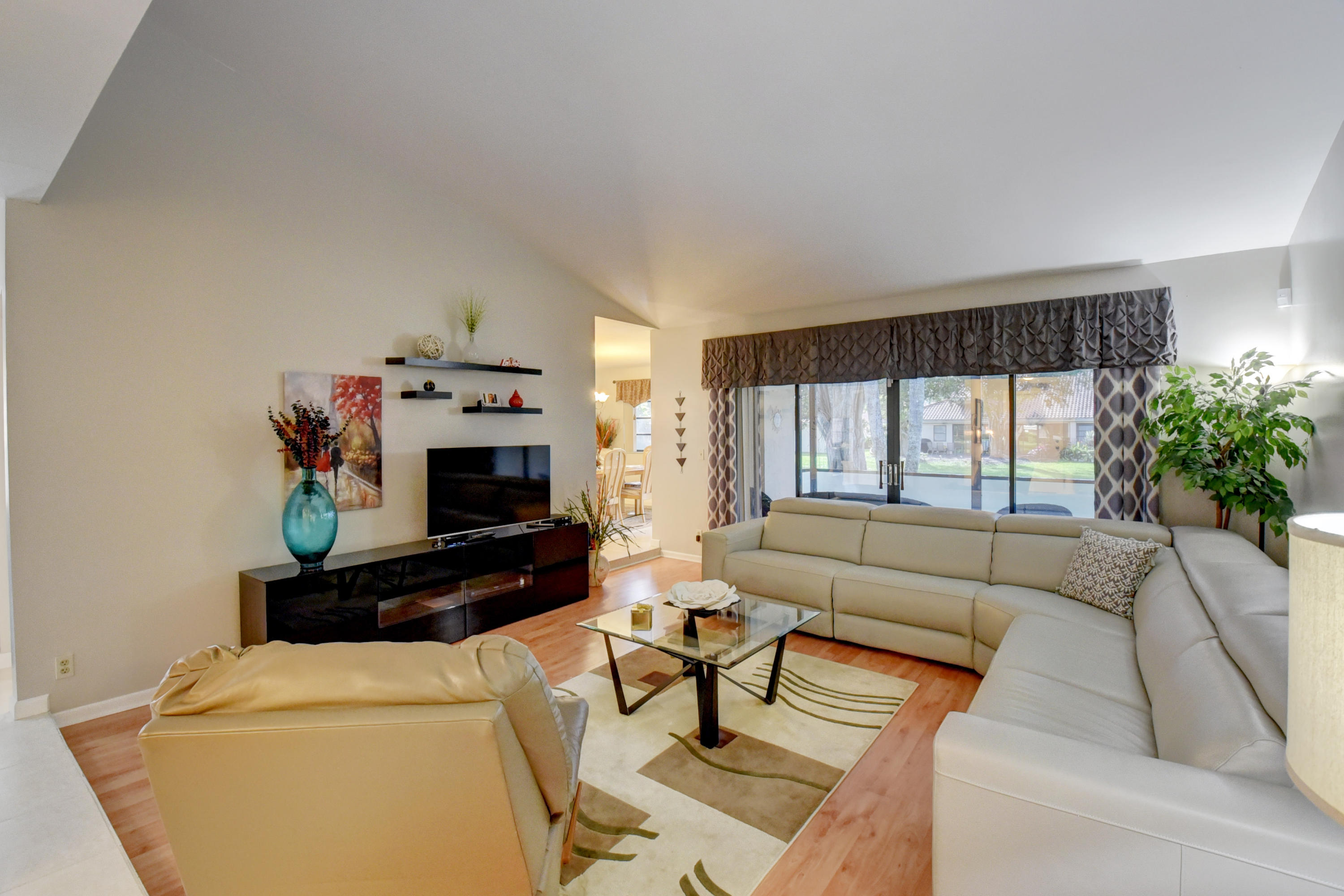 10696 180th Place South Boca Raton, FL 33498 - Photo 9 of 54 Virtuals1 (8)