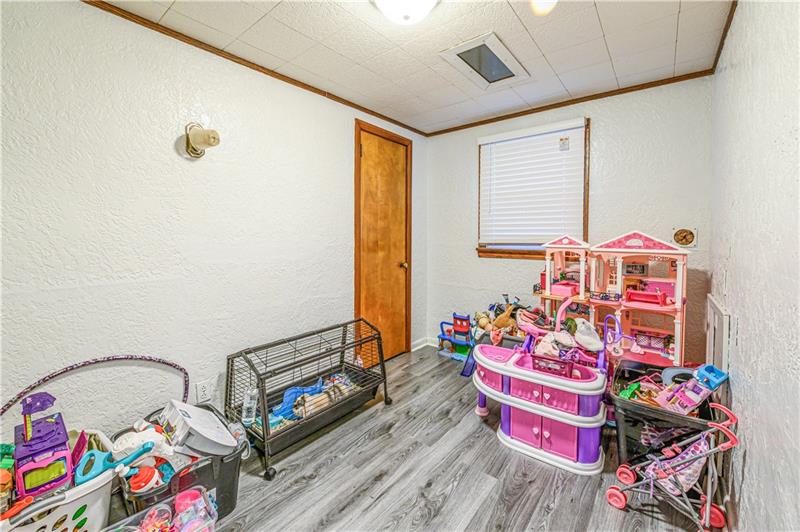 2210 Guffey Road North Huntingdon, PA 15642 - Photo 8 of 17 Gallery Image 8