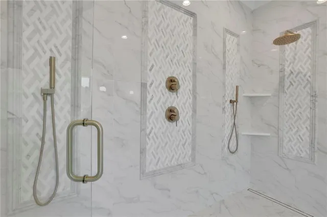 $1,750,000 | 3903 Indian Shoals Road Southeast, Bethlehem, GA 30620