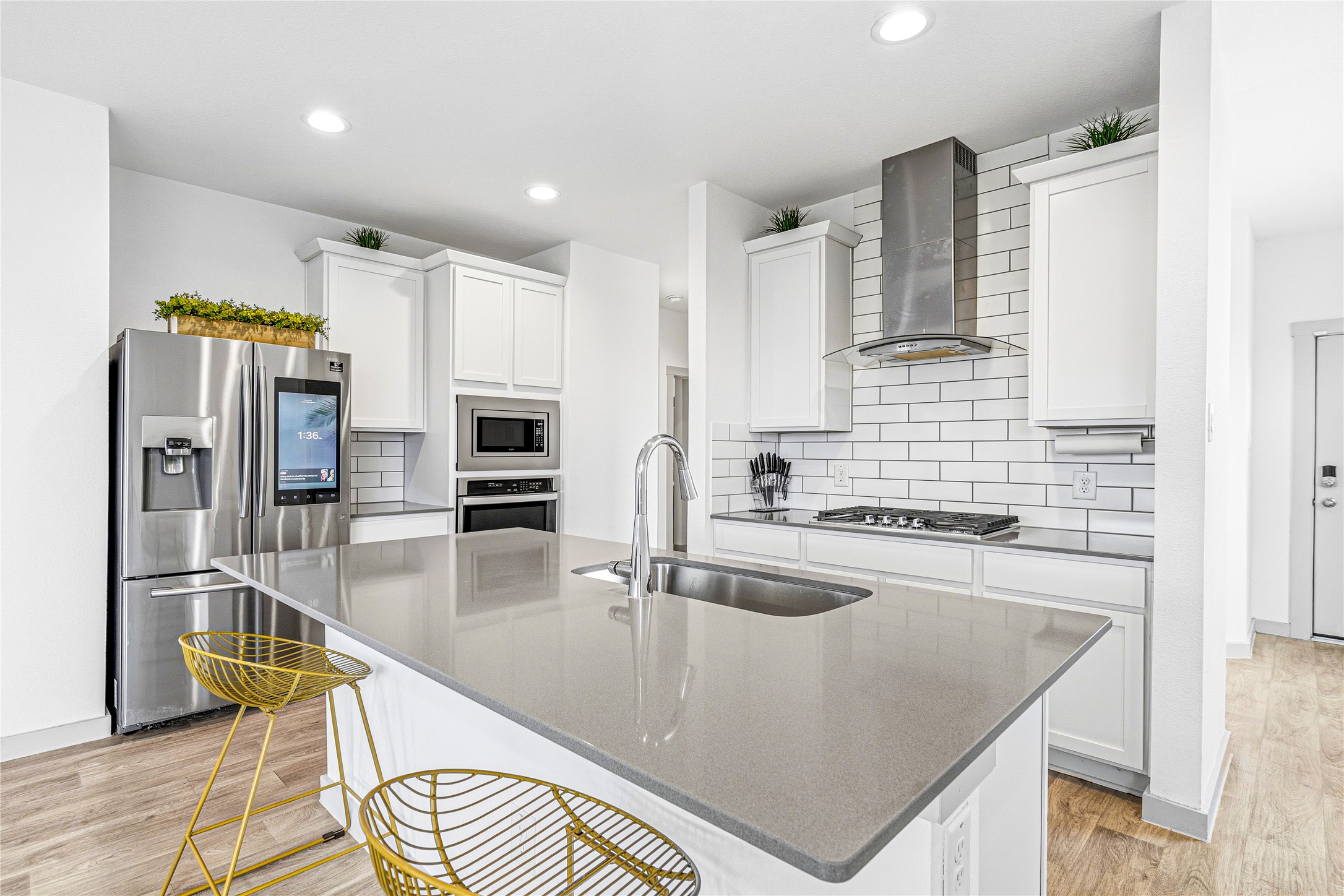 12566 Fleet River Road Houston, TX 77047 - Photo 11 of 30 Home sweet home kitchen