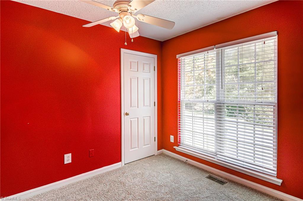 6209 Ballinger Road Greensboro, NC 27410 - Photo 20 of 32 Gallery Image 20