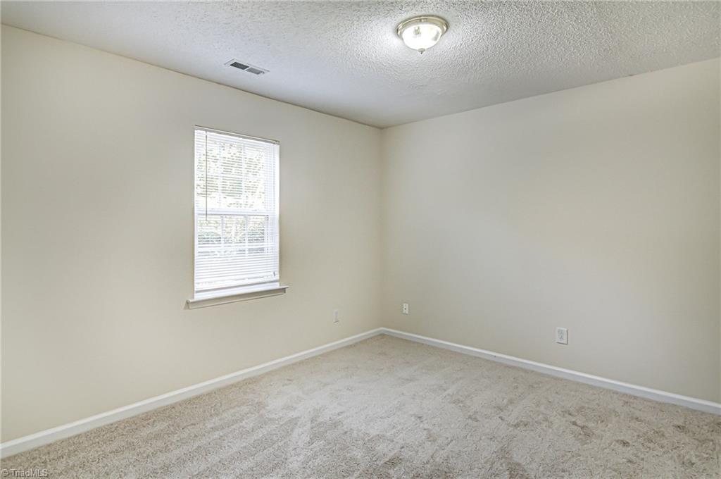 6209 Ballinger Road Greensboro, NC 27410 - Photo 21 of 32 Gallery Image 21