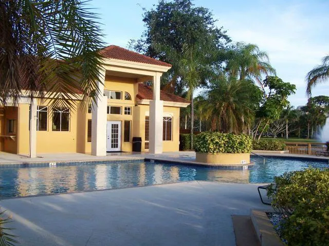 $1,550 | 4879 Via Palm Lakes, Unit 619, West Palm Beach, FL 33417