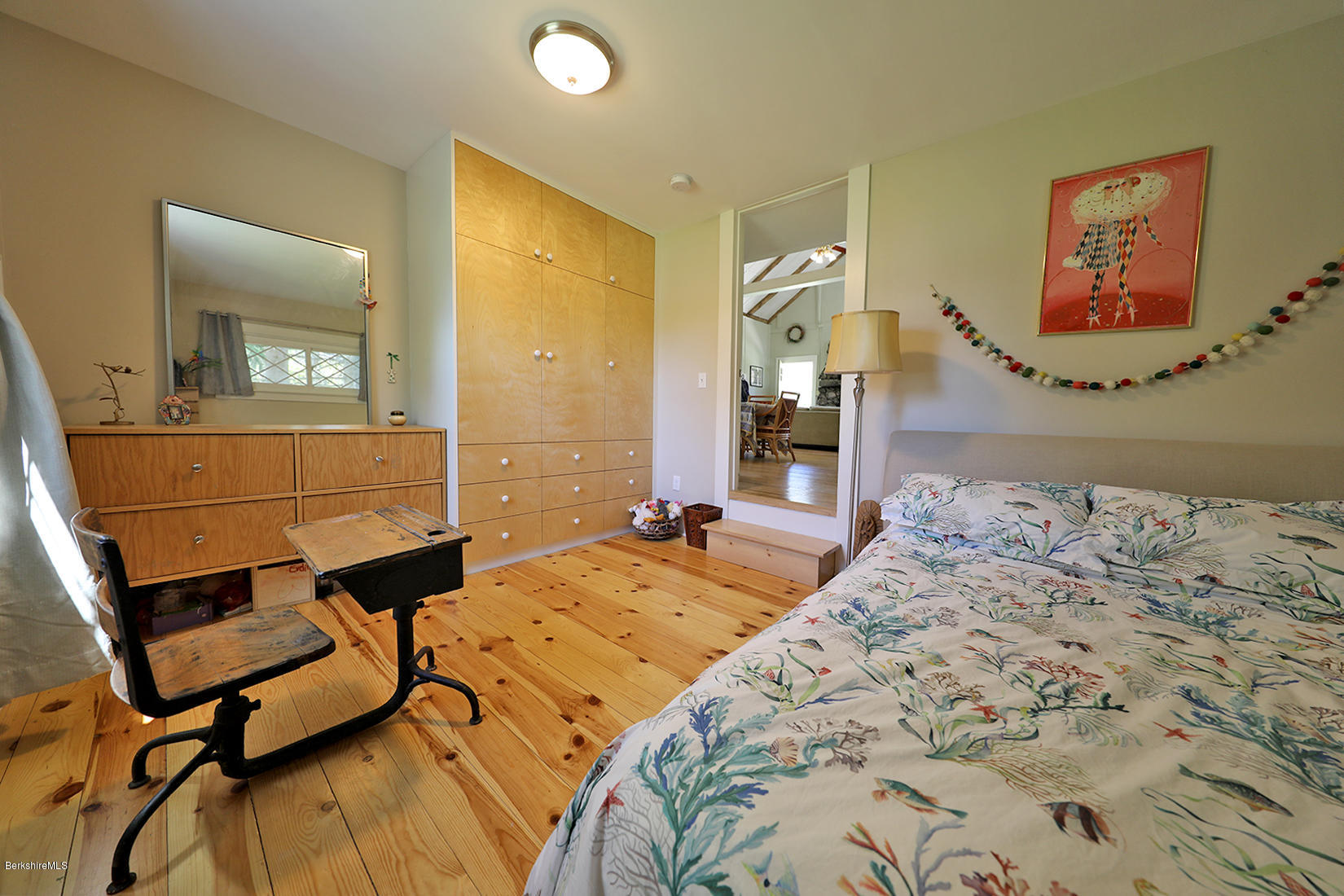 200 Melbourne Road Pittsfield, MA 01201 - Photo 21 of 31 Custom Built ins