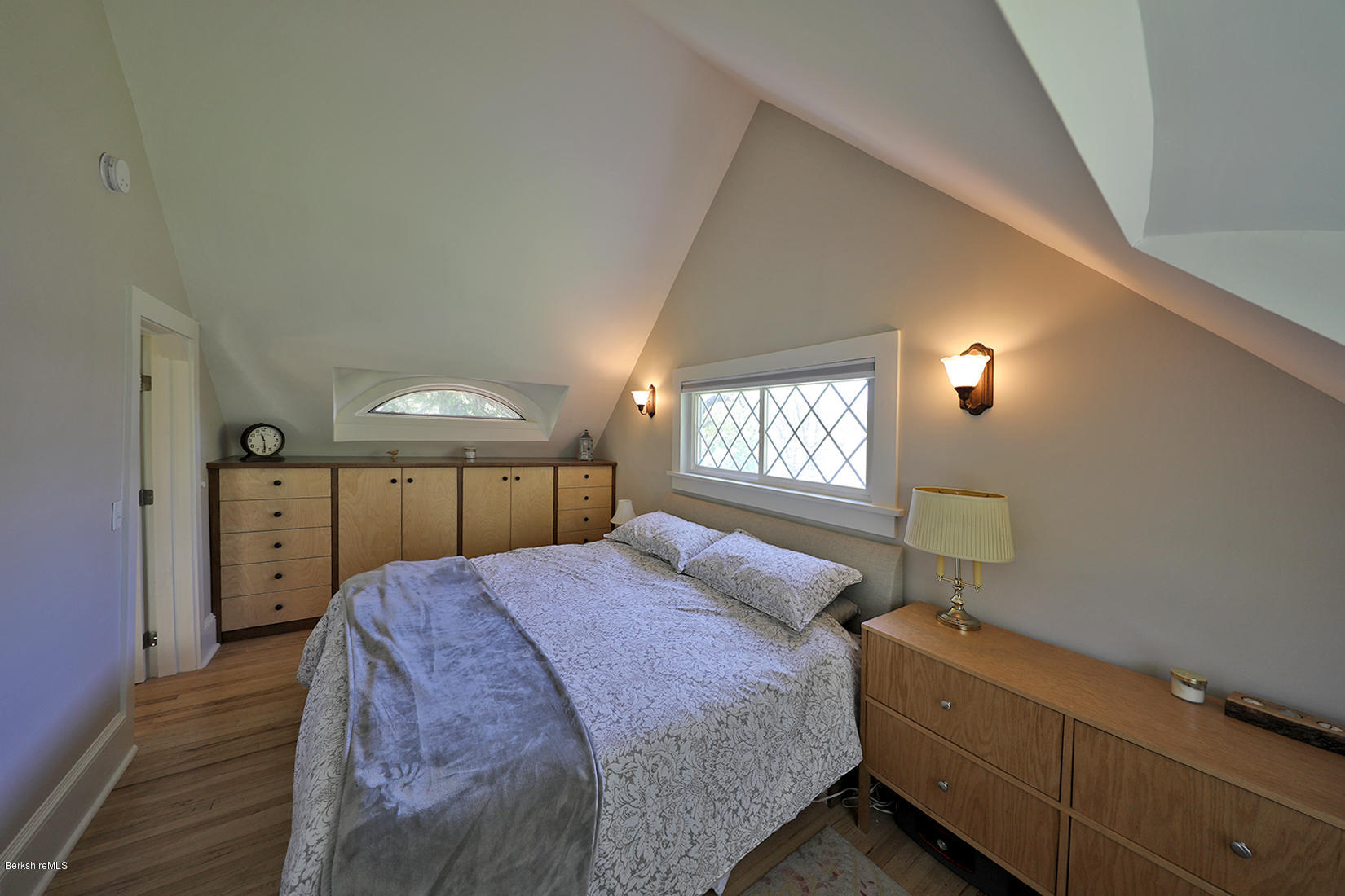 200 Melbourne Road Pittsfield, MA 01201 - Photo 22 of 31 Second Floor Bedroom