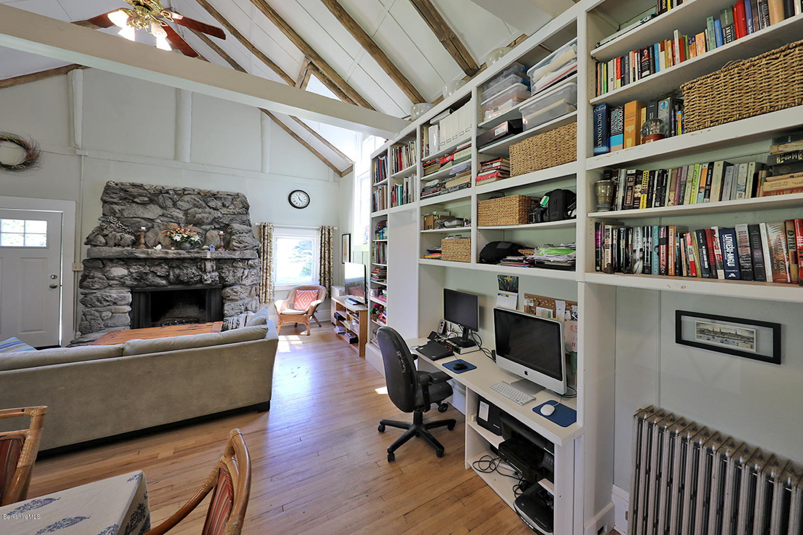 200 Melbourne Road Pittsfield, MA 01201 - Photo 4 of 31 Built ins