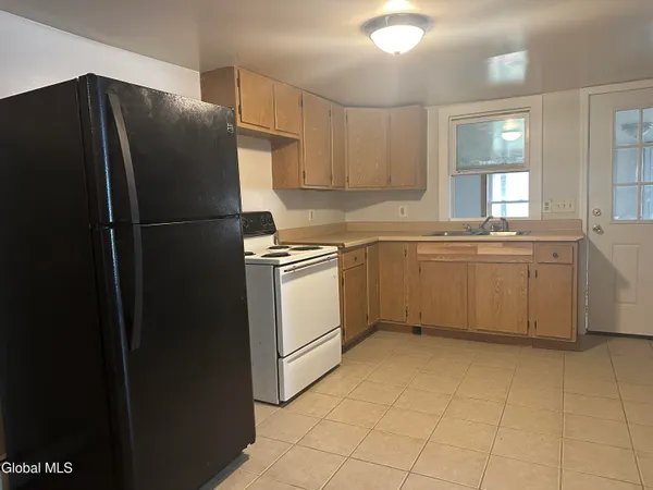 $1,500 | 34 Lake Avenue, Unit 2, Nassau, NY 12123