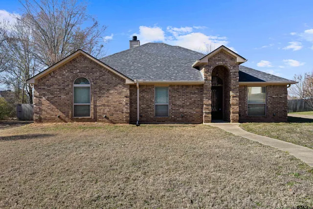 $358,000 | 104 Kenswick Drive, Henderson, TX 75654