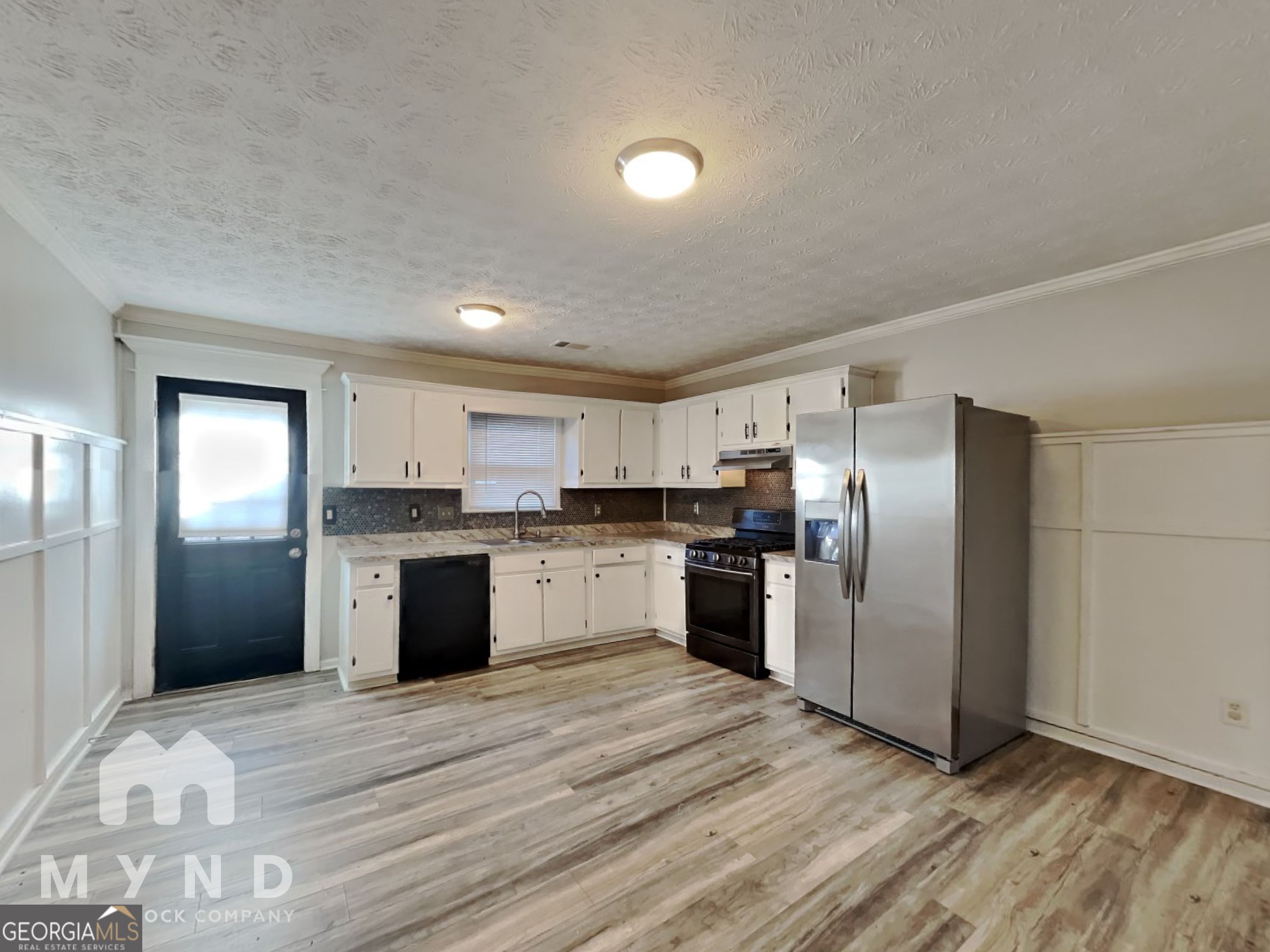 5801 Meadowview Road Rex, GA 30273 - Photo 2 of 17